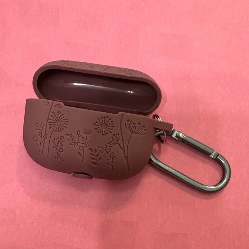 Floral Engraved AirPods Case with Clip